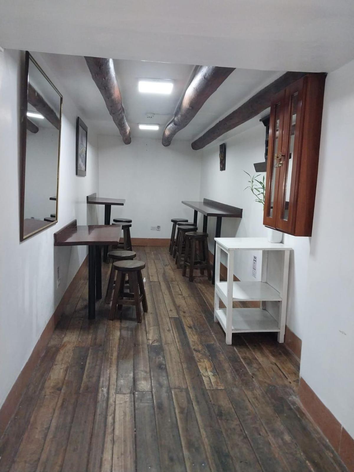 Hostal Benalcazar Quito Buitenkant foto