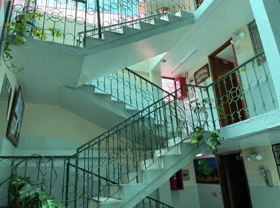 Hostal Benalcazar Quito Buitenkant foto